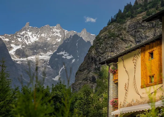 فندق Gran & Wellness كورمايور